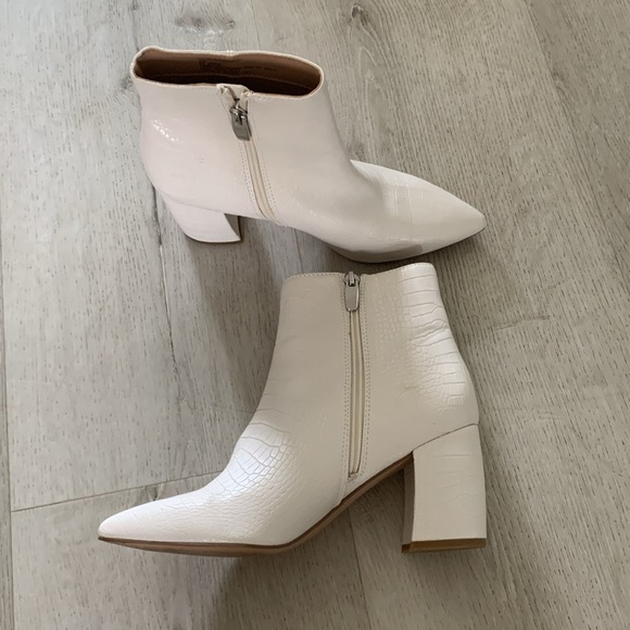 Steve Madden Nadalie Booties crocs textured pointy toe heels classic zipper - Picture 9 of 13